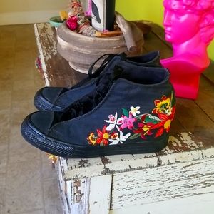 converse wedge size 7.5 black